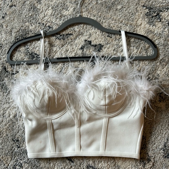superdown Tops - Strapless white feather corset Superdown size XS